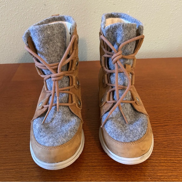 Sorel Shoes - Sorel Explorer Joan Boots Women's 8 Tan and Grey Suede Waterproof Lace Up